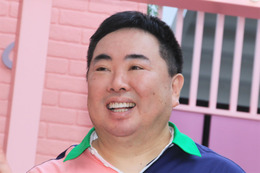 塚地武雅、NewJeansライブ参戦