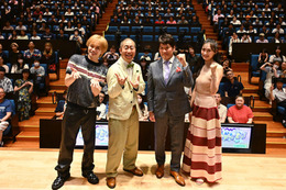 『日曜日の初耳学』放送開始10周年イベントに1万7000人!シークレットで中島健人登場 画像