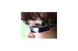 NEC、スカウター型の業務支援システム「Tele Scouter」を世界初で商品化 画像