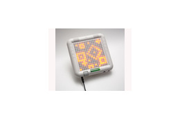 ヤマハ、直感操作の電子楽器「TENORI-ON(テノリオン)」に普及モデル投入 画像