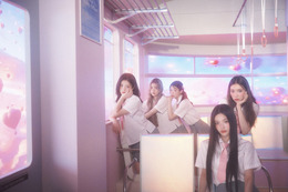 ILLIT、2ndミニアルバム『I'LL LIKE YOU』がリリースから2日で33万枚を突破! 画像