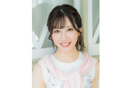 ウェザーニュースキャスターたちの笑顔あふれるカレンダー! 卓上と壁掛けの2種類が販売決定 画像