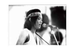 BIGLOBE、「吉田拓郎・かぐや姫コンサートインつま恋1975」の映像を配信 画像