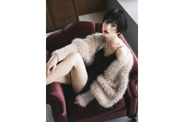 若月佑美、初のカレンダー発売決定! 「かっこいい」と「かわいい」の両A面を表現 画像