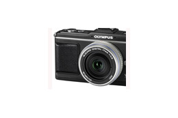 オリンパス、マイクロフォーサーズ規格第2弾の「OLYMPUS PEN E-P2」を発表 画像