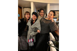 とよた真帆らが新山千春“44歳”バースデーを祝福!「とっても楽しい夜でした」 画像