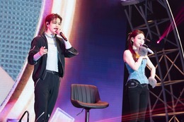 NEXZとTWICE・NAYEONが夢の共演! コラボステージ実現で有明アリーナが熱狂 画像