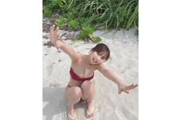 田中美久、沖縄オフショでマシュマロ美ボディ!「スタイルよすぎ」「国宝級」とファン注目 画像