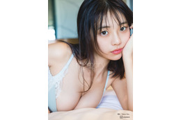 菊地姫奈、大人の色気がたまらないランジェリーショット! 20歳記念写真集『memory』の表紙が解禁 画像