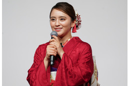 岡田結実、全文直筆で結婚報告「かねてよりお付き合いをさせていただいてる方と…」 画像