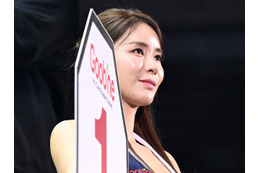 韓国の美しき長身ロードガール、あみあみスイムウェア姿のダブルピースで視線強奪「可愛くて魅力的!」【PHOTO】 画像