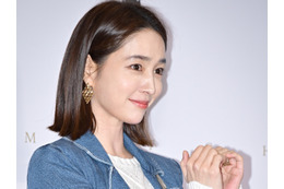 “イ・ビョンホンの奥さま”女優イ・ミンジョン、第2子出産後の後遺症を告白?「視力を失った」 画像
