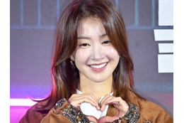 独島(=竹島)訪問で炎上した韓国女優、“9歳上セレブ”と離婚後の幸せそうな日常をアピール【PHOTO】 画像