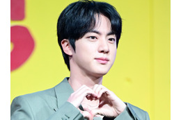 「社長、ありがとうございます」JINがもらったプレゼントとは? 画像