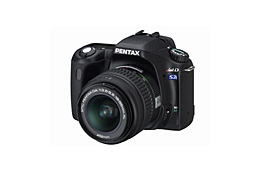 ペンタックス、2.5型液晶搭載のデジタル一眼レフカメラ「*ist DS2」 画像