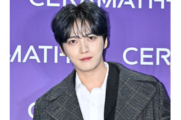 「寝室も浴室も…歩き回っていた」ジェジュン、過激ファンによる恐怖体験を告白 画像