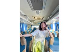 のん、初夏らしいコーデで中国到着を報告！ 初めての海外フェス出演へ向けて
