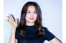 「総額いくら!?」『トンイ』女優、“超高級ブランド”で固めた休日ファッションにネット騒然【PHOTO】 画像