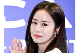 美しすぎてもはやAI?“韓国で最も美しい女優”キム・テヒの美貌に驚きの声「若返ってる?」 画像