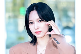 TWICE・ミナ、カンヌで見せた豪華絢爛なオフショルドレス姿「存在そのものが奇跡」【PHOTO】 画像