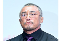 秋山成勲、取り壊された思い出の場所を前に目頭が熱く…経済的に厳しかった幼少期を語る 画像