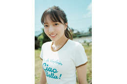 乃木坂46 6期生・海辺朱莉、海辺の古民家でロンググラビア！