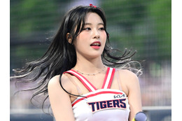 こ、これはスゴイ…韓国21歳チアガール、はだけたユニからド迫力の美スタイル「ナンバーワンです!」【PHOTO】 画像