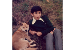 美川憲一、若かりし頃の写真にファン歓喜 「お若い美川憲一様カッコイイ」「イケメン素敵」