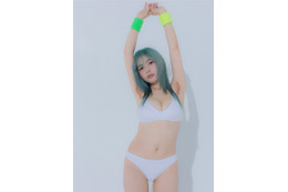 モデル・アーティストのあにお天湯が美ボディを披露！ 新作デジタル写真集『EVE』
