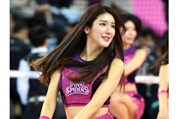 ハンパない魅力に釘付け!韓国チアガール、大胆スイムウェアのはっちゃけショット「人魚姫ですか?」【PHOTO】 画像
