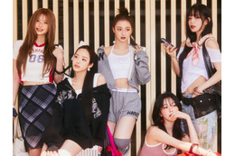 fromis_9が新コンセプトフォト公開…“爽やかカジュアル”に胸キュン必至 画像