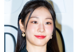 キム・ヨナ、“美白二の腕”丸見えタンクトップが話題　貴重なお腹チラ見せショットも「ハンパない」【PHOTO】 画像
