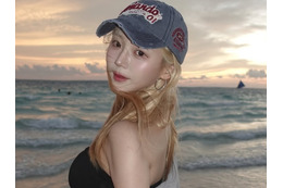 韓国の金髪チアガール、美スタイル際立つ“ピタT”ショットでファンの視線強奪「可愛すぎて涙が止まらない」【PHOTO】 画像