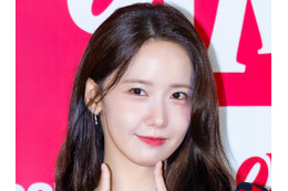 少女時代・ユナ、出演映画で衝撃的な変身を遂げる!?真っ赤な服で“夜中限定”の悪魔演じる 画像