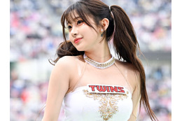 これぞ韓国プロ野球の華!20歳チアガールが大胆イメチェン、完璧すぎる美貌にファンも釘付け【PHOTO】 画像