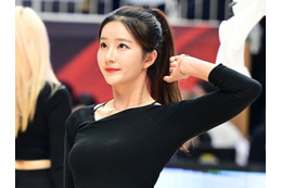 ”美太もも”も全開！韓国プロ野球チア、男性誌で見せた大胆衣装SHOT大放出「魅力的すぎ」「ハンパない！」【PHOTO】 画像