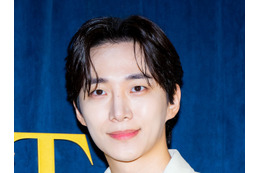 「色気が半端ない」2PM・ジュノ、高級ジュエリー纏って大人の魅力披露！太陽の下で輝き放つ【PHOTO】 画像