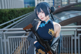 チャイナドレスのスリットから覗く美脚がまぶしすぎる！ 画像