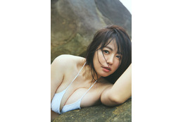 磯山さやかの“41歳とは思えない”水着姿も収録！デビュー25周年記念写真集が発売決定