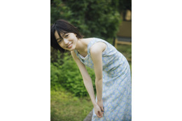 ネクストブレイクの女優として注目！早瀬憩が夏らしいワンピース姿を披露
