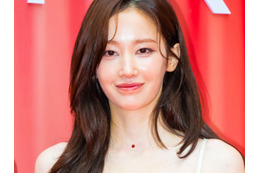 “極限シースルー”であらわになった美肉体　大谷翔平出場試合で始球式を務めた韓国女優のオーラ【PHOTO】 画像