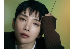 SEVENTEEN・ジョシュア、ファンを虜にする“洗練ビジュアル”！ファッション誌カバーで魅力全開【PHOTO】 画像