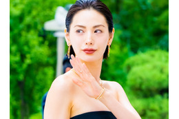 「世界で最も美しい顔」1位に選ばれたナナがソロ歌手デビューへ！芸能活動16年目で臨む新境地 画像
