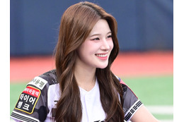 超ミニ短パンから圧巻美脚が…韓国の24歳チアガール、男性誌で自慢のメリハリ美貌を大胆披露【PHOTO】 画像