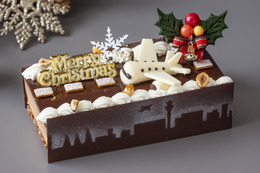 羽田エクセルホテル東急、飛行機好きに人気の「滑走路クリスマスケーキ」が3年ぶりに復活！10月1日より予約開始