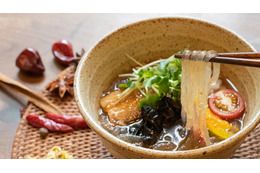 激辛好きのための一杯！新宿名物・頂マーラータン、ゴジラ＆キングギドラ麻辣湯がふるさと納税返礼品に