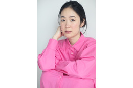 黒木華、MV初出演で“遊園地スタッフ”役を熱演！スピッツ新曲『灯を護る』MVが公開