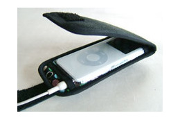 iPod nano専用ケース「porti」 ネックストラップやカラビナも付属 画像