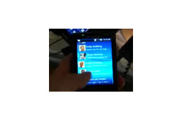 【MWC 2010 Vol.8:動画】話題の「Xperia」、早くも小型版がお披露目 画像