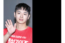 「変なことだけはやめて…」突然の真っ黒画像・謝罪投稿で広まる心配…韓国俳優に異変 画像